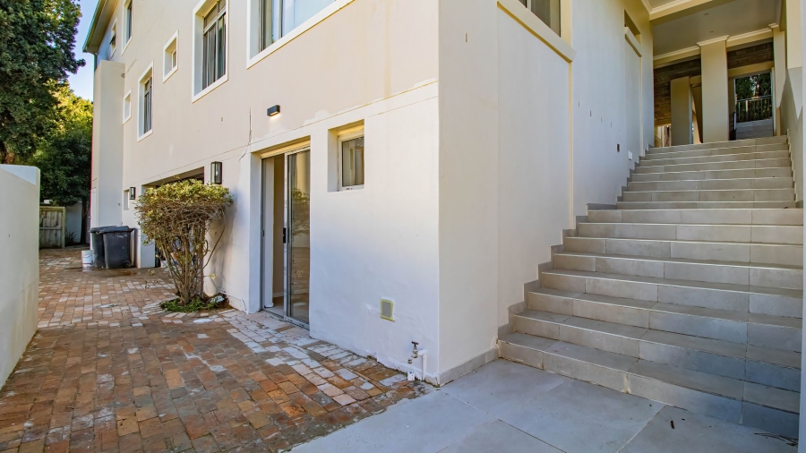 To Let 1 Bedroom Property for Rent in Bishopscourt Western Cape